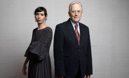 Edurne Portela y Santos Juliá, en la entrega de premios al libro del año de la Asociación de Librerías de Madrid.
 