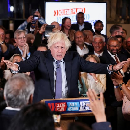 El ex primer ministro Boris Johnson, en un acto de campaña del Partido Conservador en Londres este martes