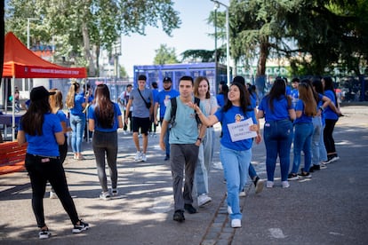 Los estudiantes que postulen a la Usach podrán recorrer el campus y participar de muestras y charlas de orientación brindadas por su comunidad académica.
