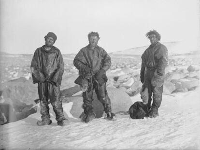 Miembros de la expedición comandada por Scott, en una imagen cedida por el Instituto Scott de Investigación Polar.