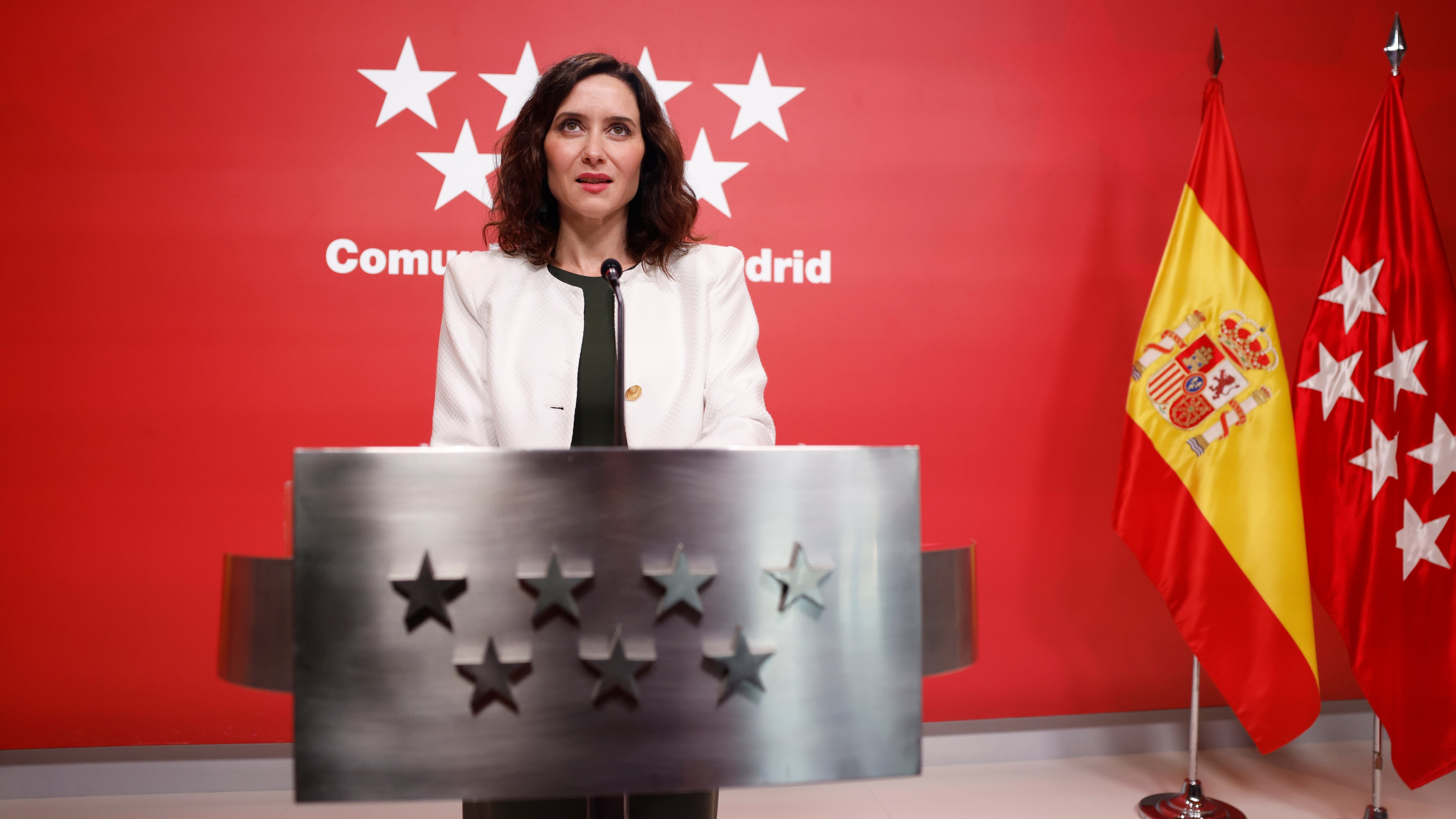 La presidenta de la Comunidad Autónoma de Madrid, Isabel Díaz Ayuso, el 17 de diciembre en la rueda de prensa del balance de 2025. 