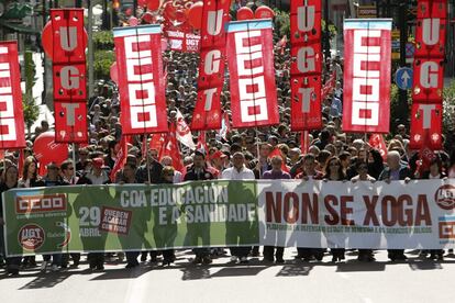 UGT y CCOO se han manifestado esta mañana conjuntamente por las calles de Vigo