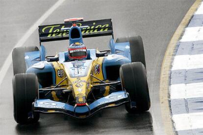 Fernando Alonso logra la 14ª posición en la primera sesión de clasificación en el circuito Albert Park de Melburne.