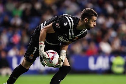 Joan García durante el partido de Liga ante el Sevilla el pasado viernes.