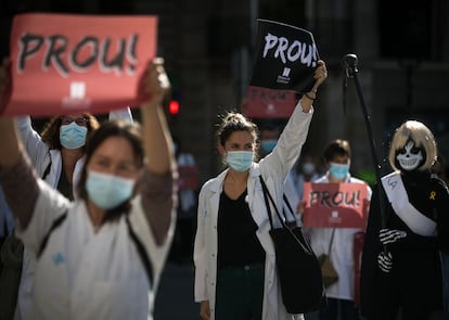 Concentración de médicos de atención primaria frente al Institut de Catala de la Salut (ICS), a principios de 2023 durante una jornada de huelga.