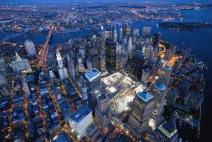 Vista de la reconstrucción del World Trade Center el 16 de agosto de 2006.