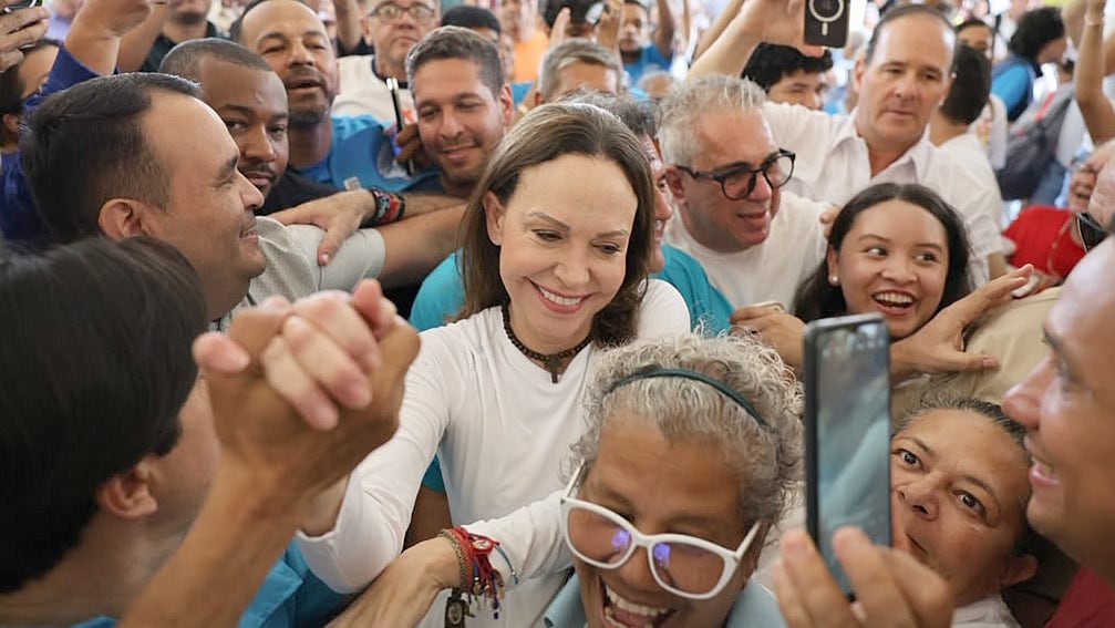 María Corina Machado regresa a Venezuela