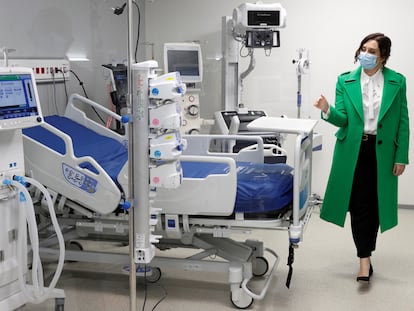 La presidenta regional, Isabel Díaz Ayuso, en el acto de inauguración del hospital de Emergencias Enfermera Isabel Zendal.