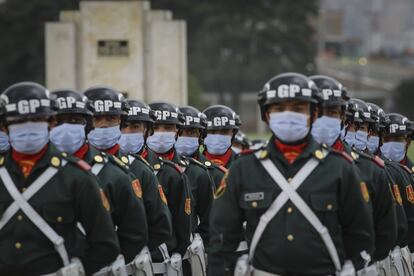 Soldados durante una ceremonia en tributo a las mujeres militares, el 8 de marzo de este año.