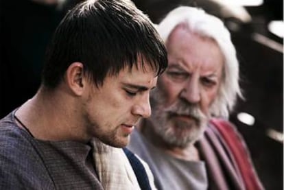 Channing Tatum y Donald Sutherland, sobrino y tío en <i>La legión del águila.</i>