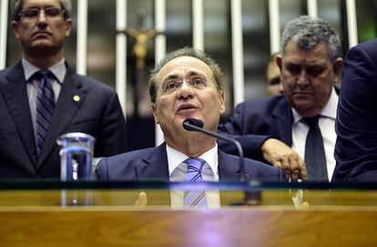 O presidente do Congresso, Renan Calheiros, na vota&ccedil;&atilde;o dos vetos.