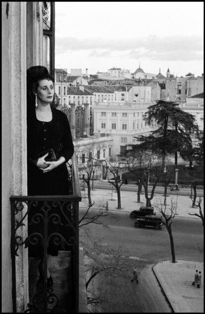 Mercedes Formica, fotografiada en Madrid por Inge Morath en 1955.