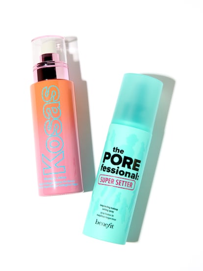 Sérum en ‘spray’ con colágeno Plump + Juicy de KOSAS (en Sephora) y fijador The PoreFessional Super Setter de BENEFIT.