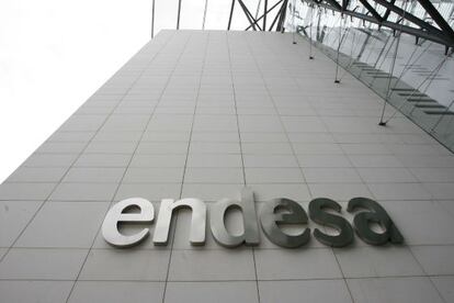 Detalle de la fachada de la sede social de Endesa.
