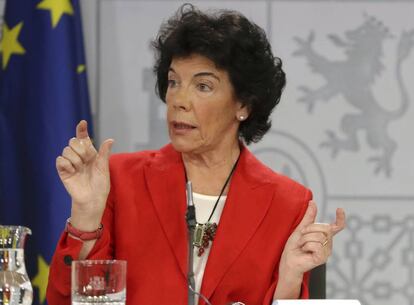 La ministra portavoz Isabel Celaá, en el Palacio de La Moncloa.