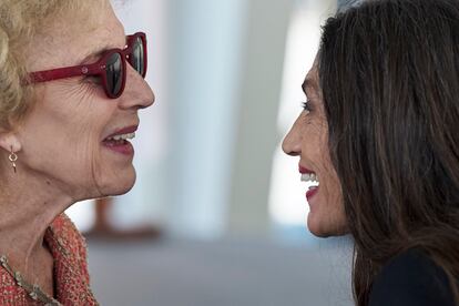 Marisa Paredes y Ángela Molina, en 2017 durante el Festival Internacional de San Sebastián.  