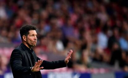 Simeone, durante el último Atlético-Huesca celebrado en el Wanda Metropolitano.