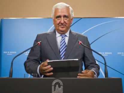 El presidente de la CEA, Santiago Herrero.