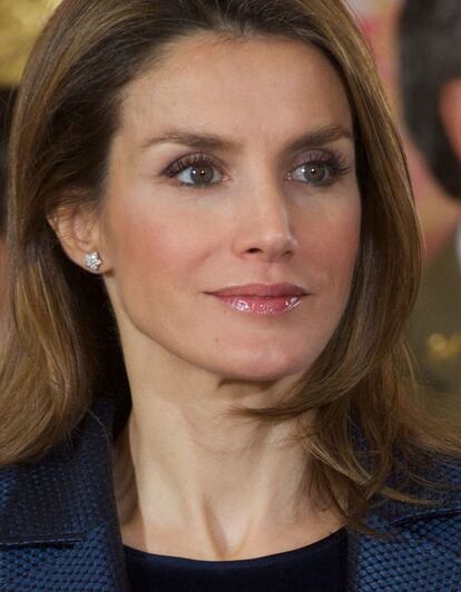 Letizia luce las &#8216;estrellas&#8217;, sus pendientes talismán