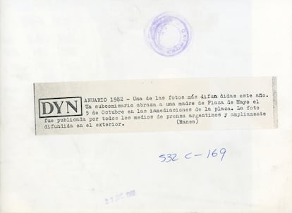 Una de las notas de la agencia DYN donde hace referencia a la fotografía.