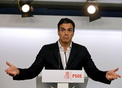 Pedro S&aacute;nchez, durante una rueda de prensa en la sede de PSOE.