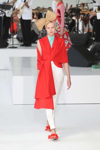 Delpozo &#8211; Runway &#8211; September 2017 &#8211; New York Fashion Week