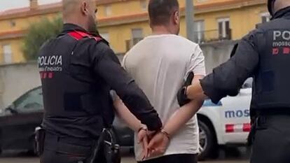 Uno de los detenidos por los Mossos en la operación el martes contra el tráfico de hachís.