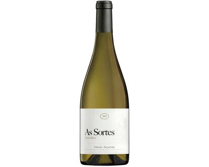 <p><strong>As Sortes 2015 </strong></p><p>Valdeorras. Blanco crianza, 14%. Cepas: godello. Precio: 35 euros. Puntuación: 9,6/10.</p><p>Sugestiva oferta aromática de intensa frutosidad, con elegantes matices de especias y terruño, adornado por notas de flor silvestre y las hierbas perfumadas. Sabroso, delicado equilibrio entre la fruta y la acidez.• Ensalada de mariscos, quesos azules.</p>