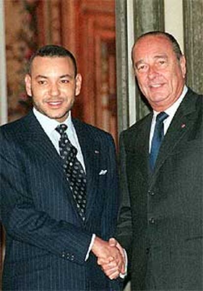 Mohamed VI y Chirac, en enero de 2000, durante una de las numerosas visitas privadas del rey a París.