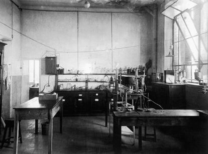 Laboratorio de Química situado en el interior del Pabellón Transatlántico de la Residencia de Estudiantes.