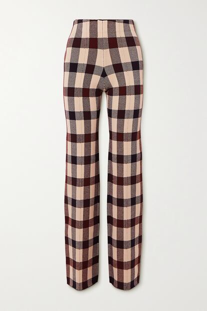 Tus pantalones de punto también pueden tener ese punto british infalible y el estampado de cuadros XL son la clave. Son de Victoria, Victoria Beckham y su precio es de 380 euros.