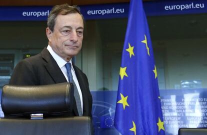 Mario Draghi, presidente del Banco Central Europeo, en el Parlamento Europeo en 2014