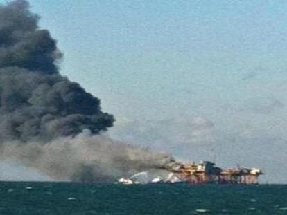 Imagen de la plataforma incendiada
