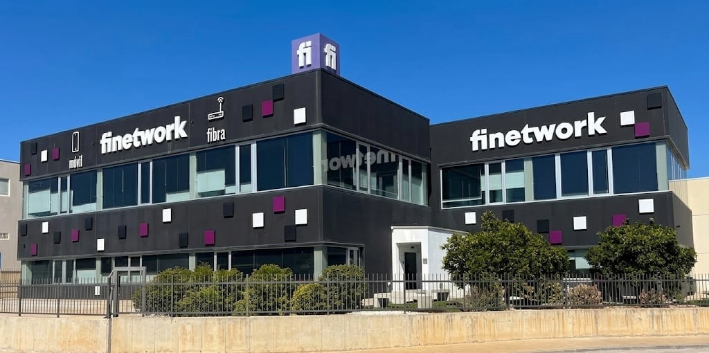 Vodafone presenta un incidente de nulidad para recuperar el control de Finetwork