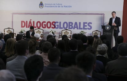 El jefe de Gabinete, Marcos Peña, abre 'Diálogos globales" en la Casa Rosada.