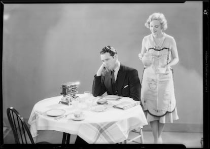 An advertising image from the 1930s. It seems that the man is not happy with the coffee he has been served.