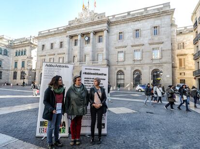 Tres iniciativas que recogían firmas en 2018 para incluir preguntas en la multiconsulta.