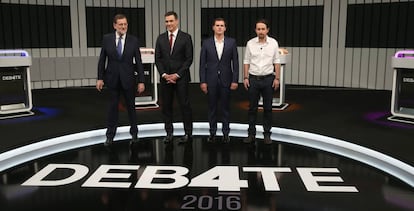 Mariano Rajoy, Pedro Sánchez, Albert Rivera y Pablo Iglesias, al inicio del debate presidencial de 2016.