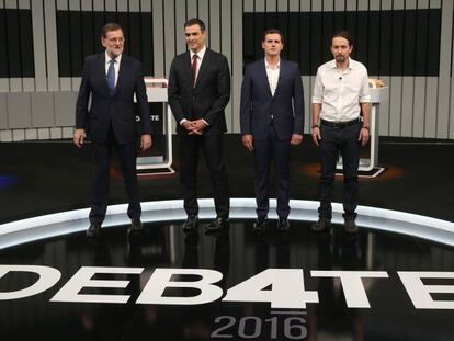 Mariano Rajoy, Pedro Sánchez, Albert Rivera y Pablo Iglesias, al inicio del debate presidencial de 2016.