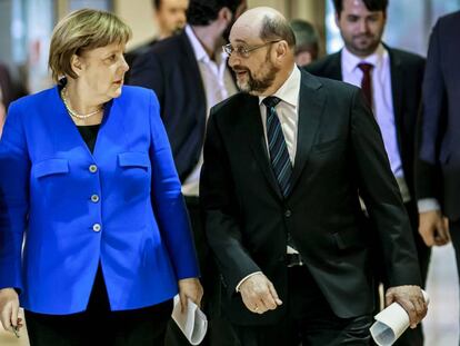 Angela Merkel con Martin Schulz.