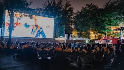 Imagen del Fescinal, el festival de cine al aire libre, este verano. Foto cedida por la organización.