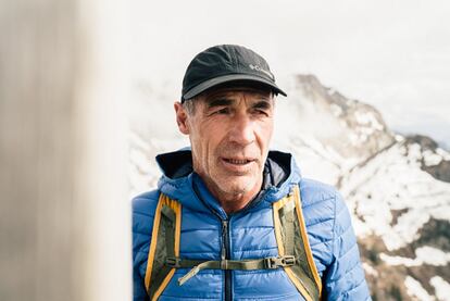 La marca de en ropa, calzado y accesorios de estilo de vida activo al aire libre, ha anunciado un patrocinio de varios años con el explorador profesional que ha escalado alguna de las montañas más altas del mundo sin oxígeno ni asistencia.