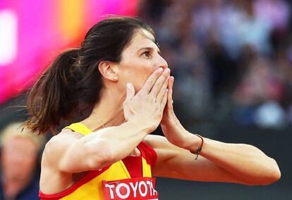 Ruth Beitia, después de un salto en la final.