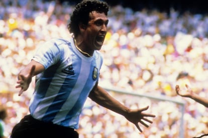 Jorge Valdano celebra el segundo gol de la final del Mundial 1986 contra Alemania Occidental.