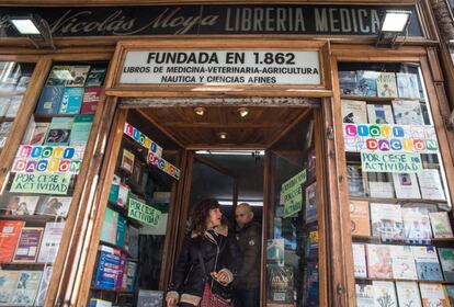 La librería Nicolas Moya.