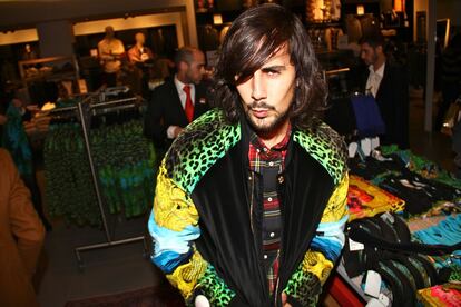 Víctor del Pino, buyer de EKS Ekseption, "buying" Versace para H&M.