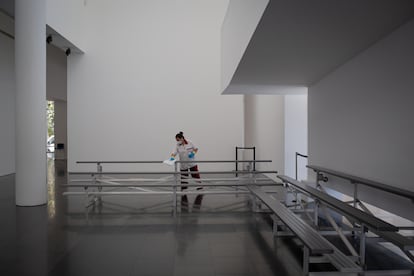 El interior vacío del Macba, en Barcelona, tras su reapertura en junio de 2020.