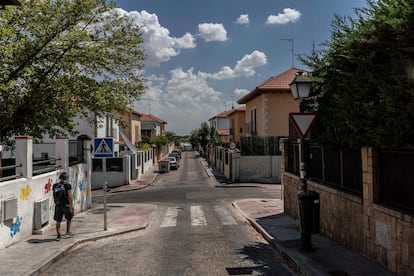 La calle Clemente Fernández, en la colonia de los Ferroviarios, en el barrio de Puerta del Ángel de Madrid.