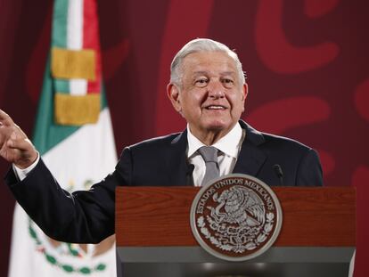 El presidente de México, Andrés Manuel López Obrador, habla durante la rueda de prensa en Palacio Nacional, el 18 de julio de 2022.