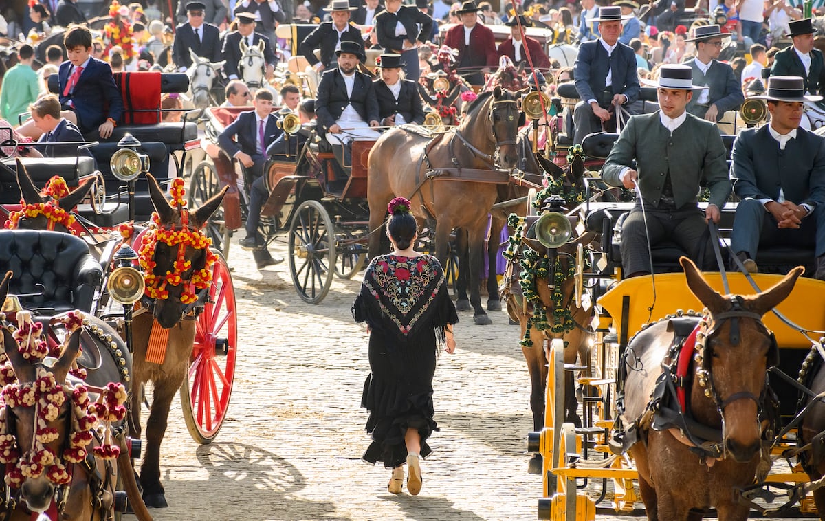 Guía de la Feria de Abril de Sevilla: fechas, alumbrao, casetas, calle del infierno, corridas de toros